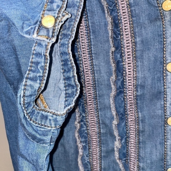 EUC Peak Performance Pearl Snap Denim Short Sleeve Shirt Size Large - Picture 5 of 7